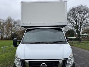 NISSAN NV400 2.3dCi 3.5T. 7 Seat Luton Van - Image 4