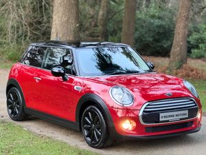 1.5 COOPER * CHILLI PACK * LOW KMS * - Image 2