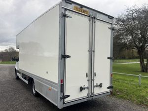 2021 MERCEDES-BENZ SPRINTER 4.2m. Luton Tail Lift - Image 2