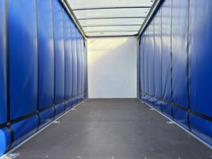 2022 MERCEDES-BENZ SPRINTER 4.2m Curtainside - Image 2