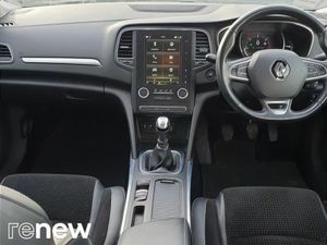 Renault Megane 1.5 Blue dCi 115 Iconic - Image 4