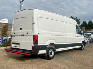 Volkswagen Crafter CR35 TDI 140 LWB FRIDGE VAN - Image 3