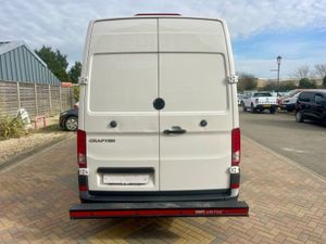 Volkswagen Crafter CR35 TDI 140 LWB FRIDGE VAN - Image 4