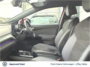 Volkswagen ID.4 77KWH LIFE DX 174HP *KINGS RED* *P - Image 4