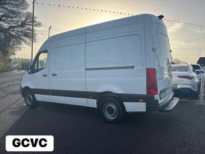 Mercedes-Benz Sprinter 315 MWB High Roof - Image 2