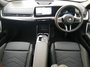 BMW iX2 iX2 eDrive20 M Sport - Image 4