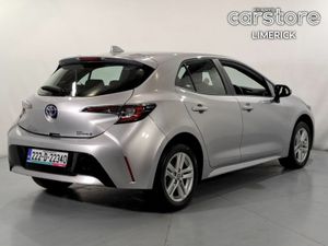 Toyota Corolla 1.8 Hybrid Luna Hatchback *LOW MILE - Image 3