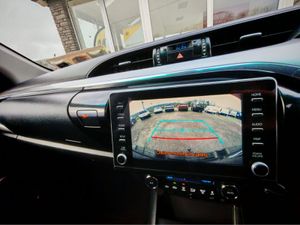 Toyota Hilux 2.8D4D INVITE X 201BHP D/C - Image 2