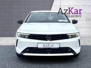 Opel Astra 2022 SC 1.2L PETROL HATCHBACK NCT 2028 - Image 3