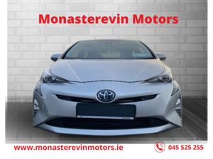 Toyota Prius 1.8 BUSINESS EDITION + H HYBRID CVT - Image 2