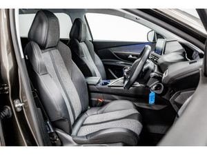 Peugeot 5008 Allure 1.5 Diesel 130HP - 7 Seats - Image 3