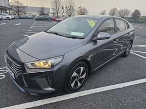 Hyundai IONIQ 1.6 GDI, PLUG IN HYBRID, FULL DEALER - Image 4