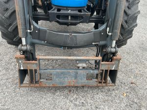 2020 Landini 6-115H with Loader - Image 3