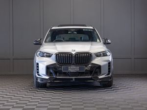 2024 BMW X5 X-Drive 50e M-Sport *Pan Roof - Image 2