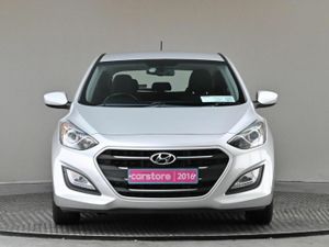 Hyundai i30 **JAN 2026 PRICING NOW**1.6 D 6SPD **R - Image 2