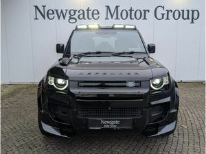 Land Rover Defender X-DYNAMIC SE *MASSIVE SPEC OPT - Image 2