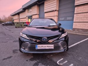 TOYOTA CAMRY / 2020 / 2.5 PETROL HYBRID /AUTOMATIC - Image 2