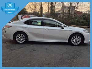 Toyota Camry /2020/2.5 PETROL HYBRID/AUTOMATIC - Image 4