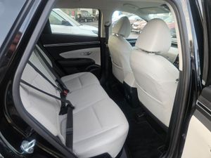 Hyundai Tucson Executive 5DR - Image 4