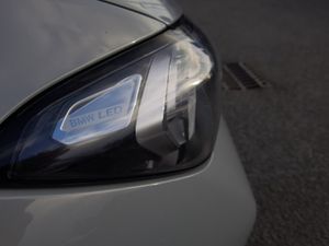 BMW 3 SERIES 330E M SPORT AUTO **HARMON/KARDON** - Image 4