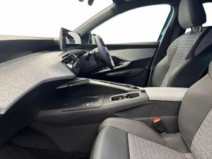 Peugeot 3008 E ALLURE *FREE CHARGER* €95 P/W 3YRS - Image 3