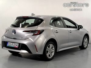 Toyota Corolla 1.8 Hybrid Luna Hatchback *LOW MILE - Image 3
