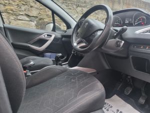 Peugeot 2008 2015 - Image 4