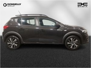 Dacia Sandero Stepway Hatchback Expression - Image 4