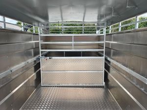 M-Tec Twin Axle 12ft Livestock Trailer - Image 4