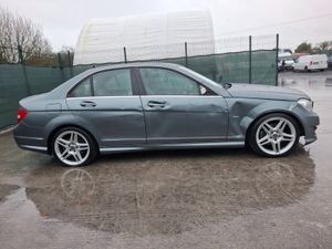 2012 Mercedes C220  Automatic - Image 4