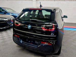 192 I3 120AH ZI3I 4DR AUTO (300KM+ RANGE) - Image 4