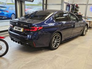 221 BMW 530 E SERIES M-SPORT - Image 2