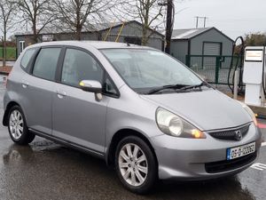 €990 Honda Jazz 2005 taxed 04.26 . €999 - Image 4