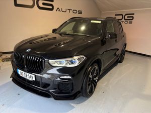 BMW X5 MASSIVE SPEC - BUSINESS UTILITY- 30D M SPOR - Image 2
