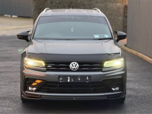 Volkswagen Tiguan 2.0 TDI R-LINE TECH 150P 150PS 5 - Image 3