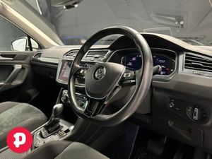 Volkswagen Tiguan 2.0TDI Highline 4 Motion Auto - - Image 2