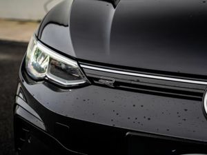 Volkswagen Golf R-LINE TSI - Image 4