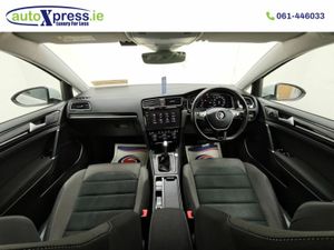 Volkswagen Golf 1.2 TSI Automatic, Reversing camer - Image 2