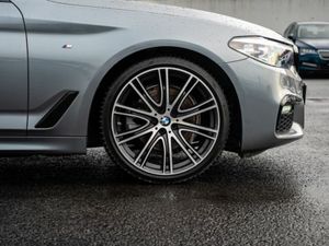 BMW 5-Series 520 D G30 M Sport 4DR Auto - Image 4