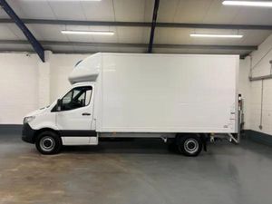 2021 Mercedes-Benz Sprinter Luton Box Van - Image 2