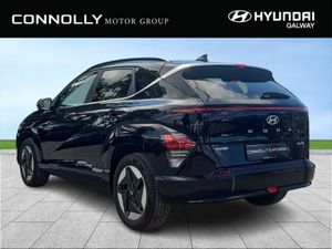 Hyundai KONA EV Platinum 65kWh ** DEMO SALE ** - € - Image 4