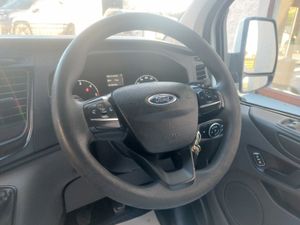 TRANSIT CUSTOM 182' 5 SEATER / FACTORY CREWCAB - Image 4