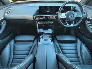 Mercedes-Benz EQC 400 AMG LINE - Image 2