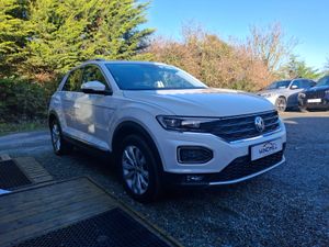 Volkswagen T-Roc SPORT 1.5 TSI MANUAL 6SPEED - Image 4