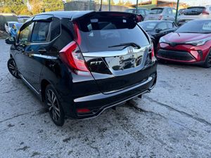 2017 Honda Fit Hybrid automatic/Sensing /leather - Image 3