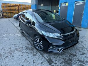 2017 Honda Fit Hybrid automatic/Sensing /leather - Image 3