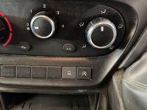 Iveco Daily Daily 2.3D HPI 14V 35C 3450 MWB Euro 6 - Image 2