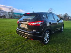 Nissan Qashqai automatic (NCT and TAX) - Image 4