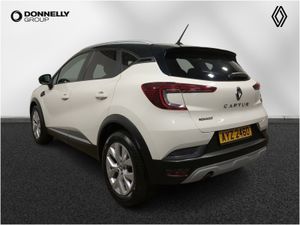 Renault Captur Hatchback Iconic - Image 3