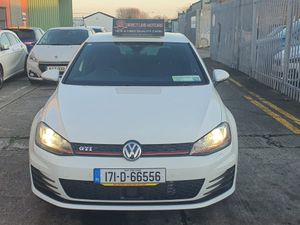 2017 Volkswagen Golf GTI Performance - Image 3